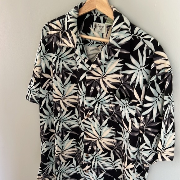 Vintage silk Men’s Tropical Hawaiian Button Down shirt - XL Tall - Picture 4 of 7